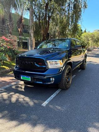 RAM 1500 5.7 V8 GASOLINA LIMITED NIGHT EDITION CD 4X4 AUTOMÁTICO RAM 1500 5.7 V8 GASOLINA LIMITED NIGHT EDITION CD 4X4 AUTOMÁTICO